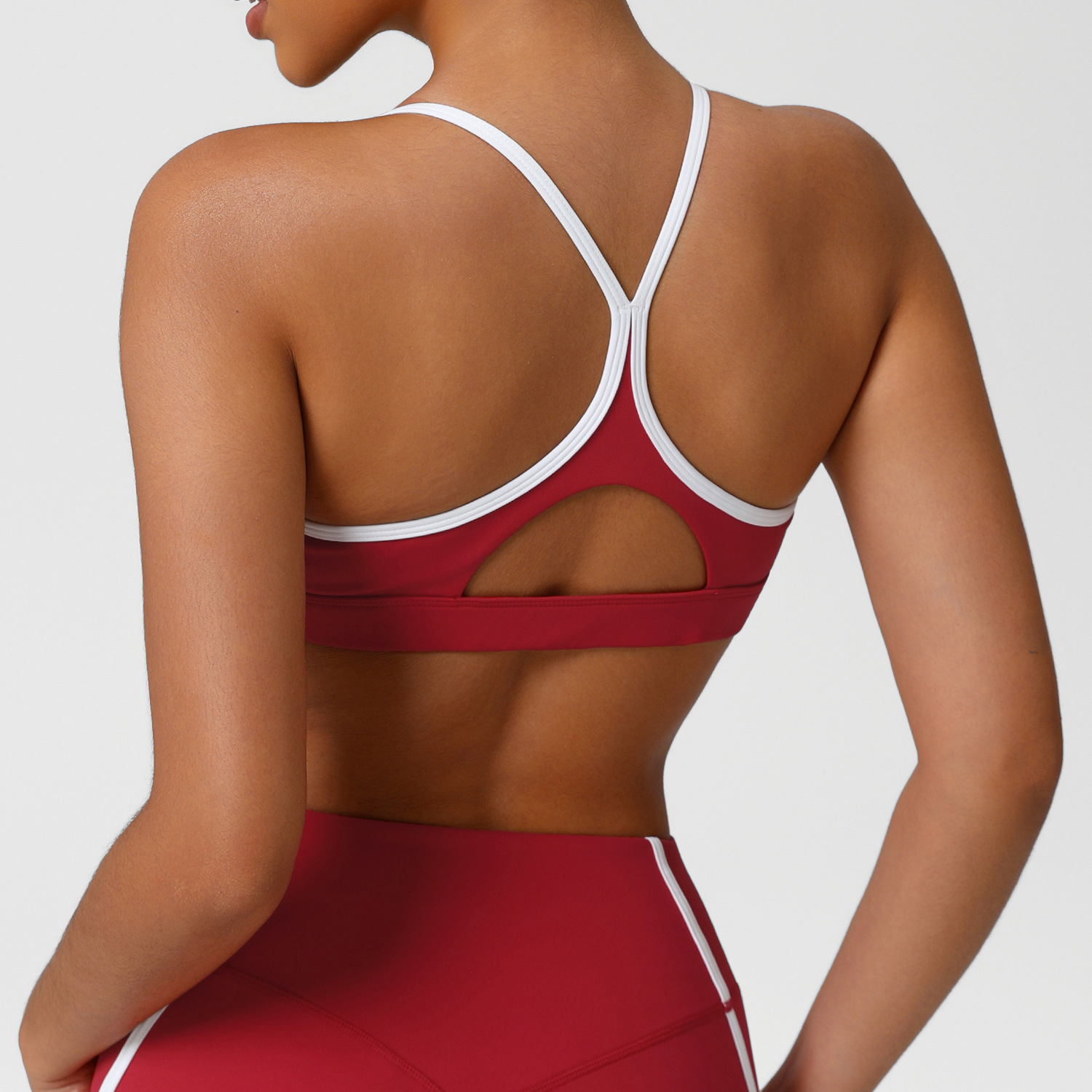 Elastyczna, miękka bielizna sp – Sports Bra Racerback recenzja i cena