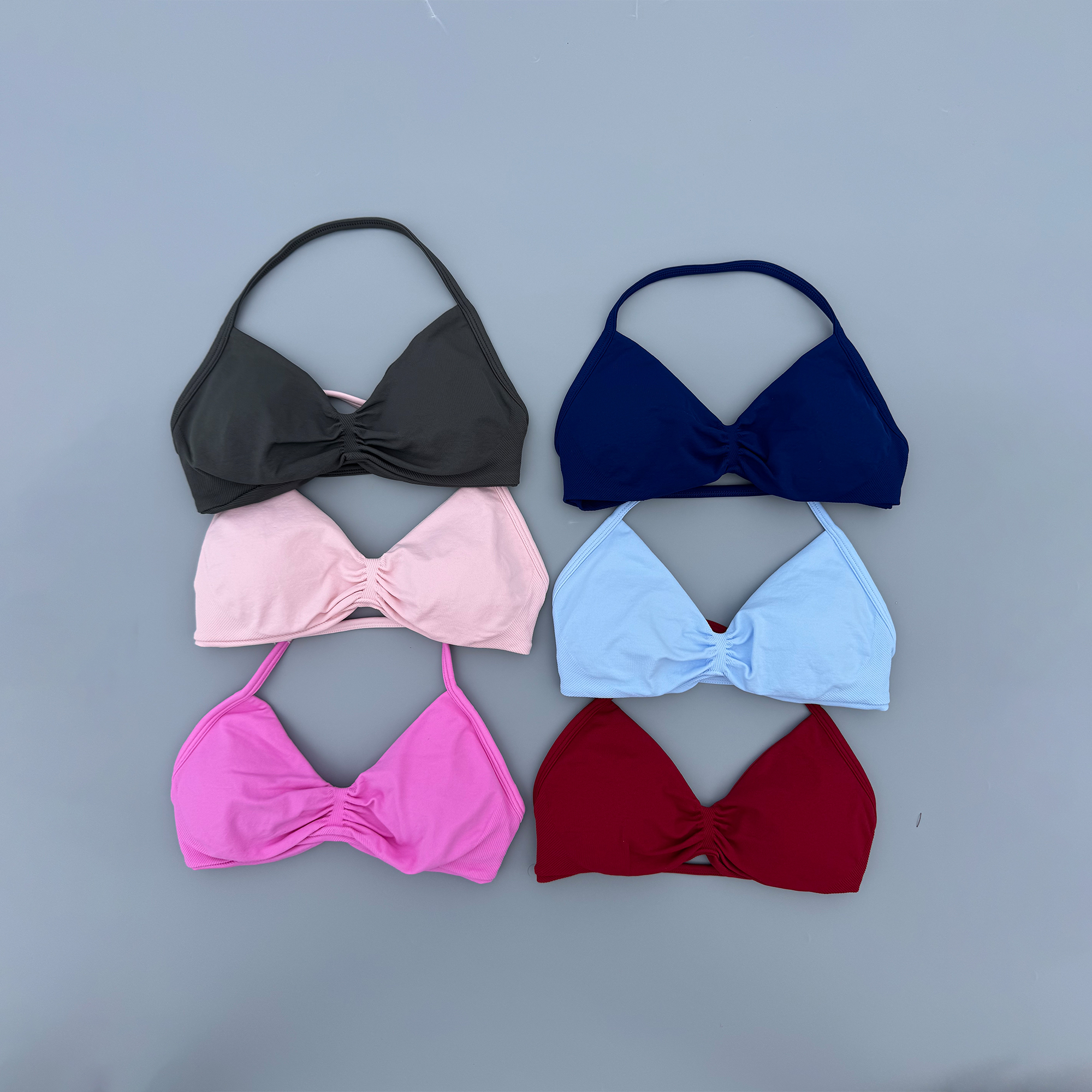 Damski sportowy biustonosz z w – Plunge Bra Push Up recenzja i cena