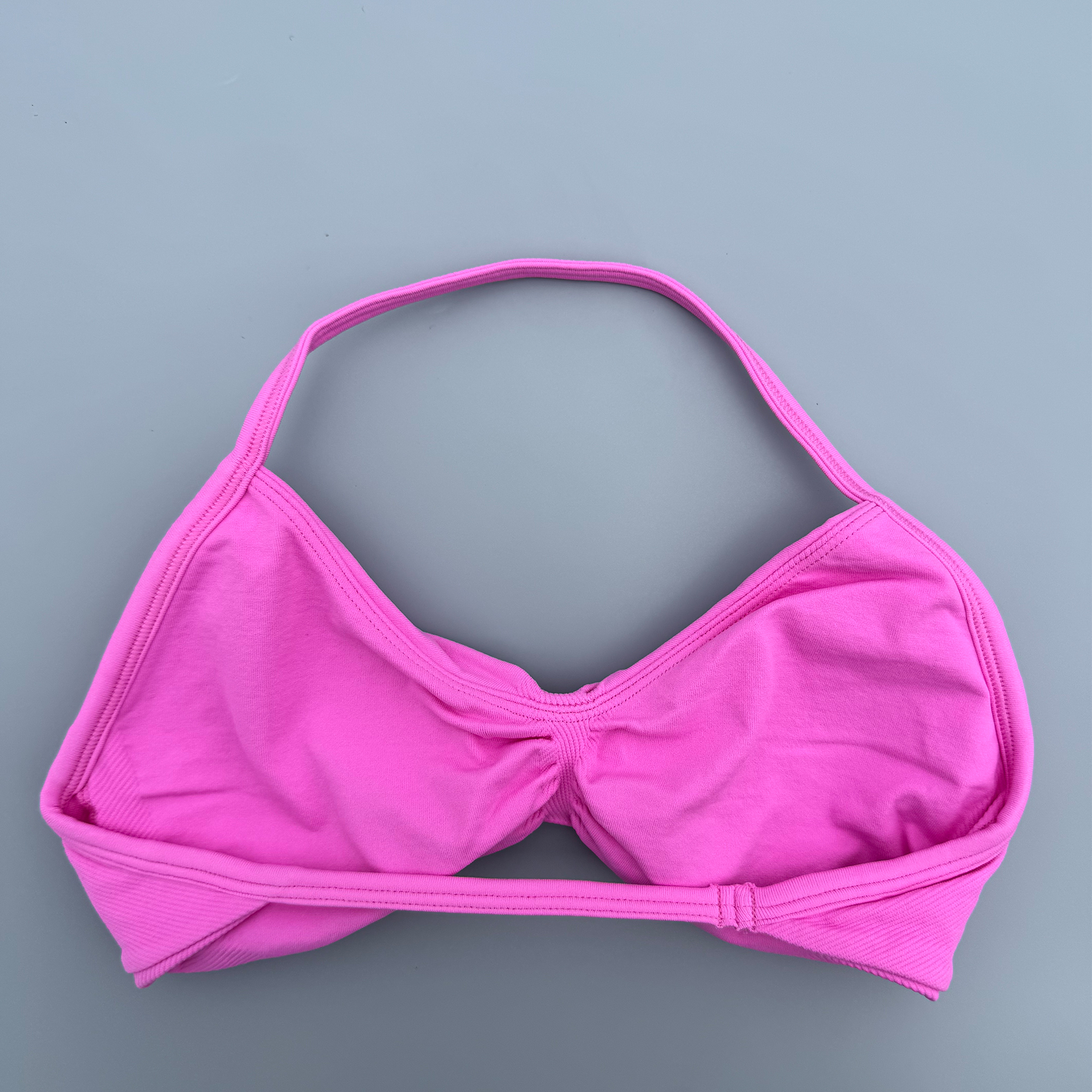 Damski sportowy biustonosz z w – Plunge Bra Push Up recenzja i cena