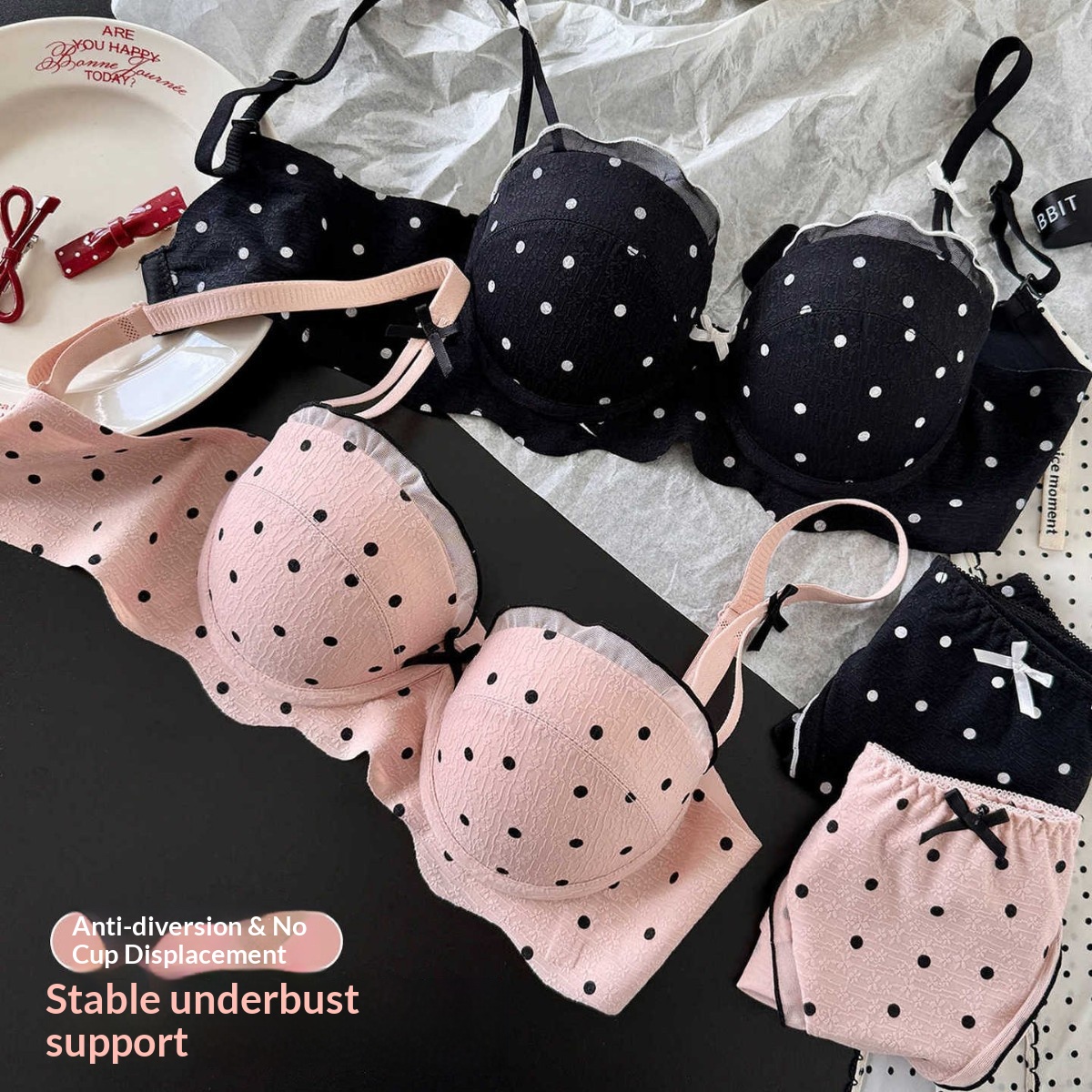 Koronkowy biustonosz w kropki, – Cotton Bra Everyday recenzja i cena